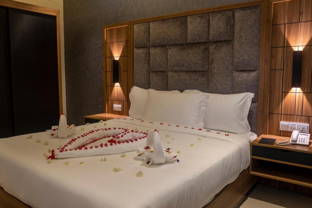 The Plaza Hotel & Resort Salalah Exterior photo