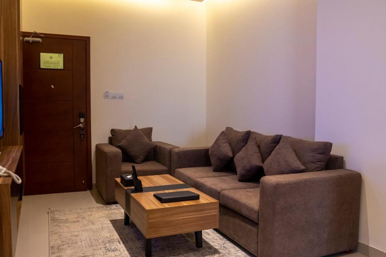 The Plaza Hotel & Resort Salalah Exterior photo