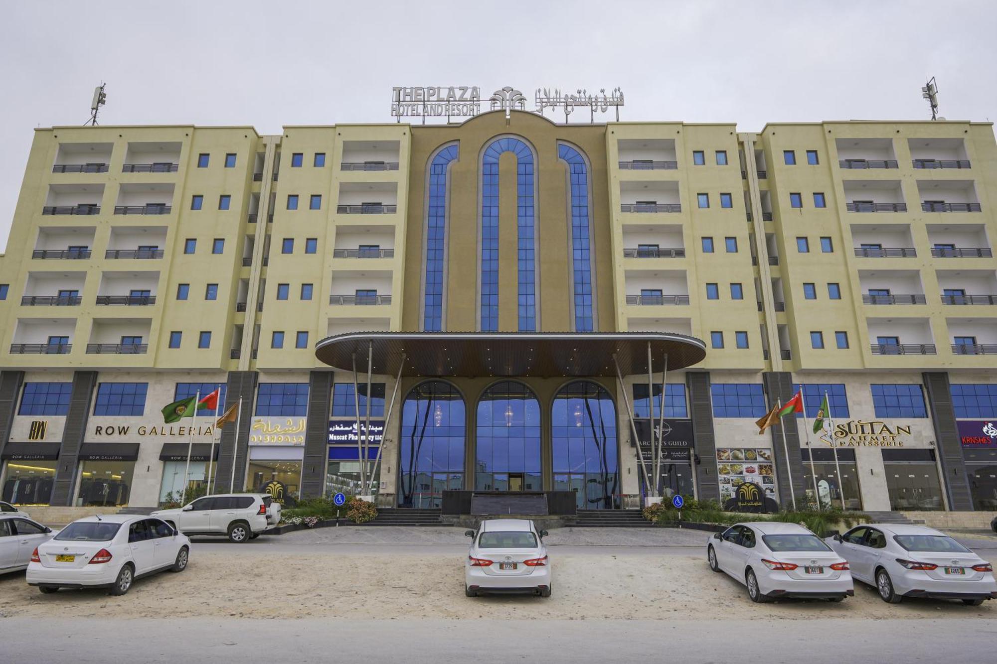 The Plaza Hotel & Resort Salalah Exterior photo